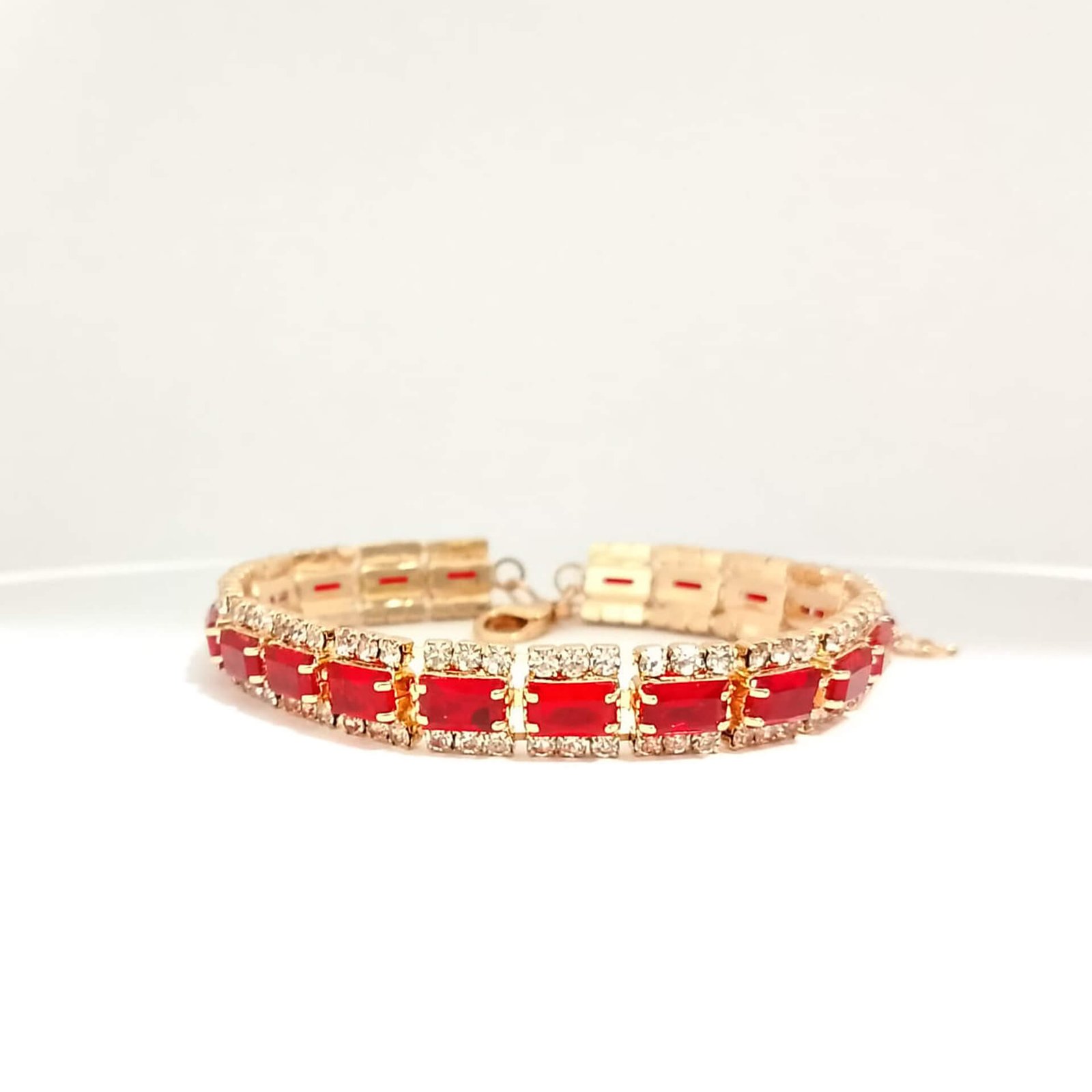 Bransoletka damska – stylowy vintage dodatek na każdą okazję - Bransoletki - Maryam Prinz