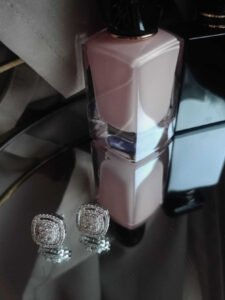 Kolczyki kwadratowe - geometryczny akcent do stylizacji - 2