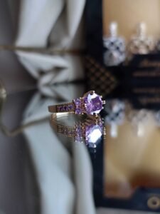 Pierścionek damski – subtelny dodatek do każdej stylizacji - 1