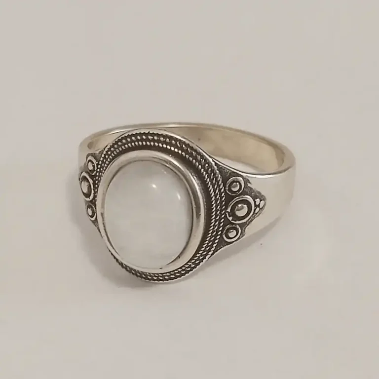 Pierścionek boho posrebrzany – styl inspirowany naturą - Biały, 17 (18,0 mm) - Pierścionki - Maryam Prinz